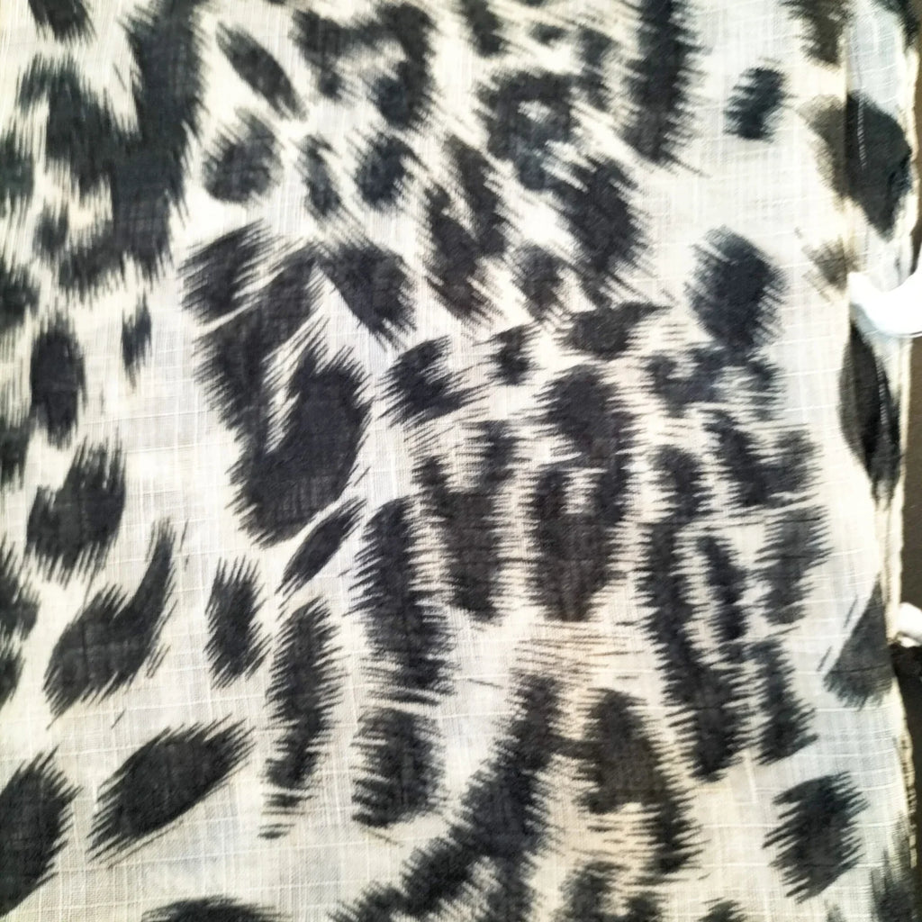 Arabian Tiger Printed Arabic Lawn Stoler | Bold Printed Scarf